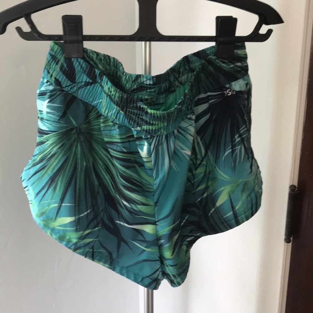Dicks Sporting Goods athletic shorts